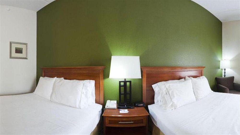 Holiday Inn Express Hotel & Suites Dublin By Ihg Dış mekan fotoğraf
